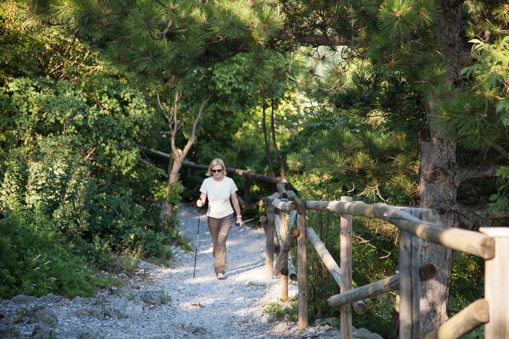 Camping Village Mare Pineta Сістьяна Екстер'єр фото
