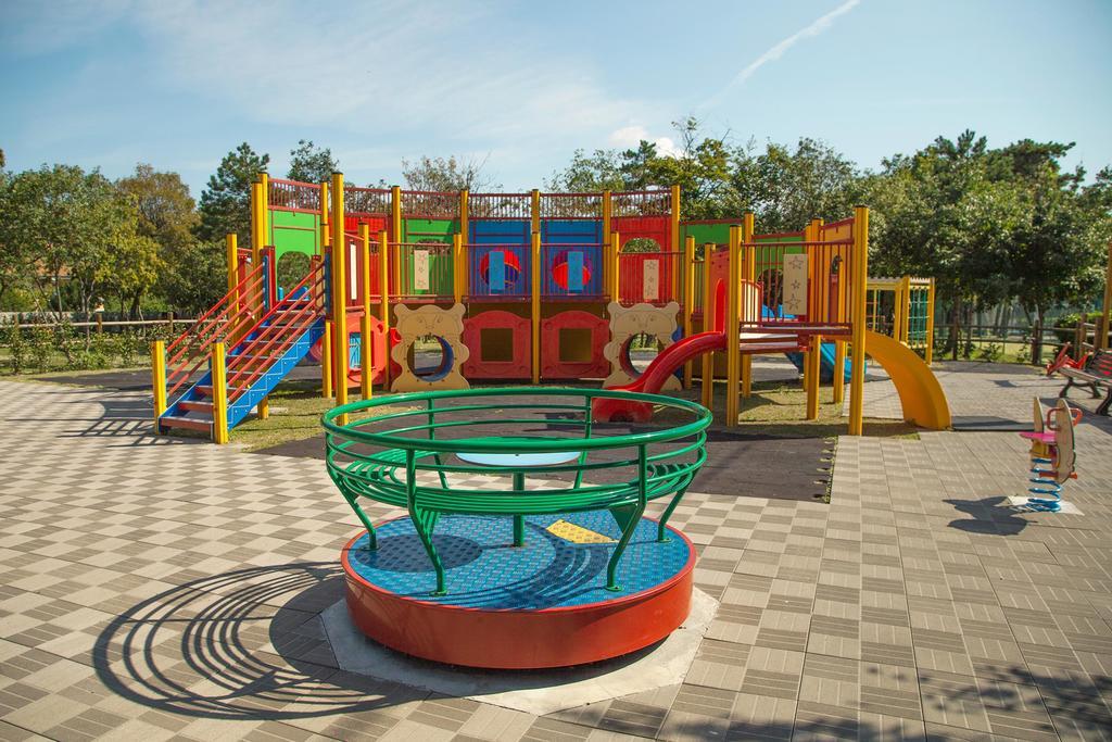 Camping Village Mare Pineta Сістьяна Екстер'єр фото